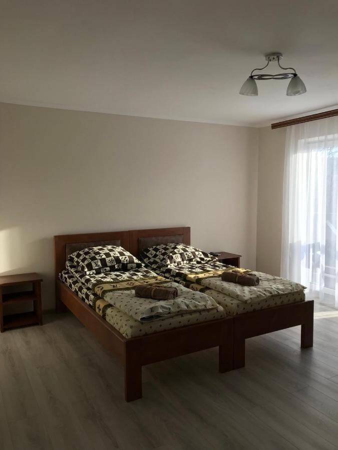 Bed and Breakfast Harmony Лазещина Экстерьер фото