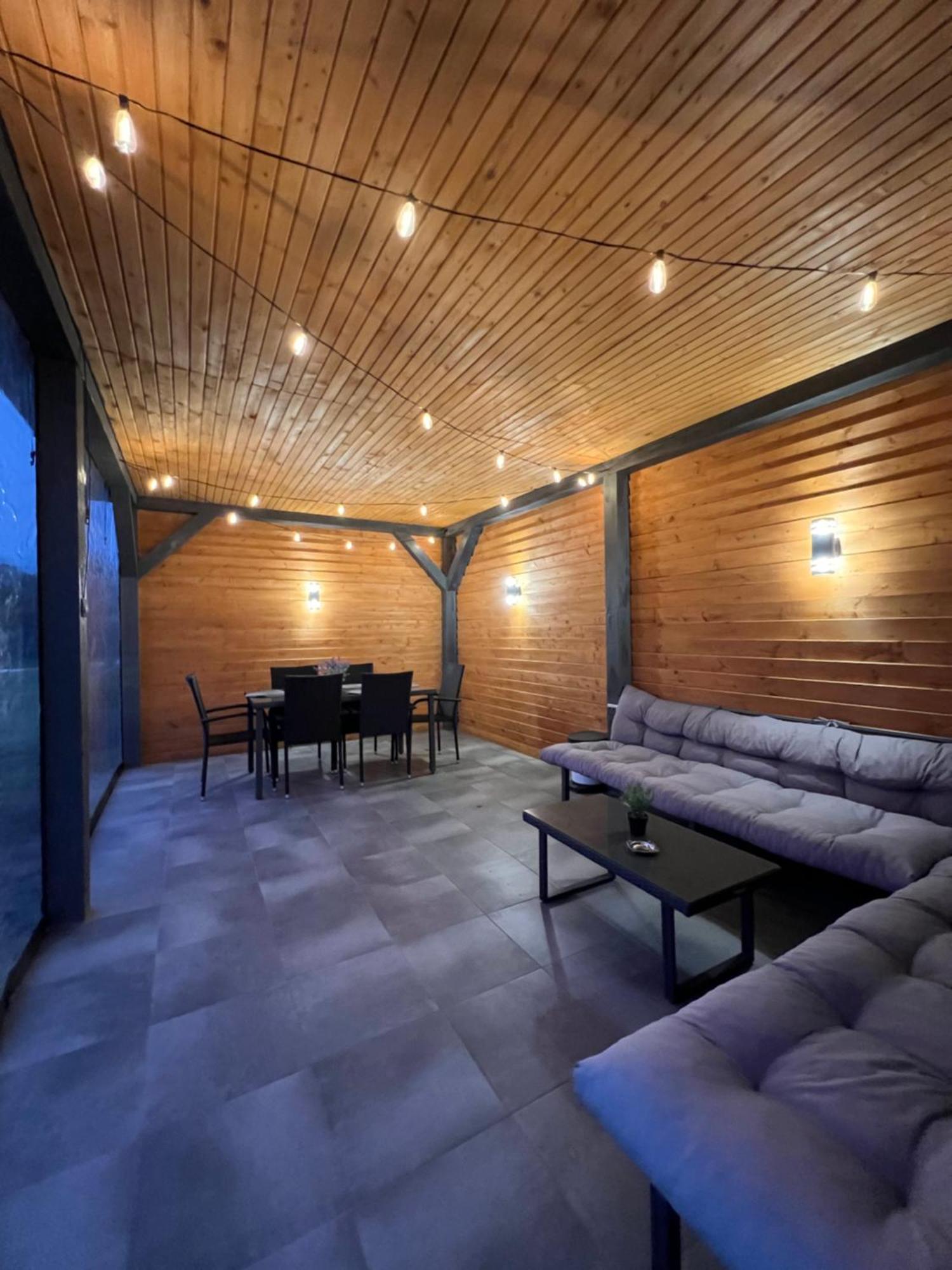 Bed and Breakfast Harmony Лазещина Экстерьер фото