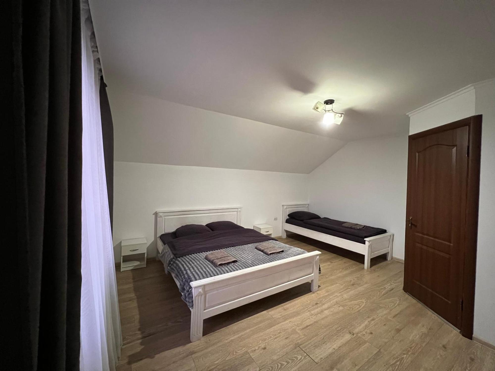 Bed and Breakfast Harmony Лазещина Экстерьер фото